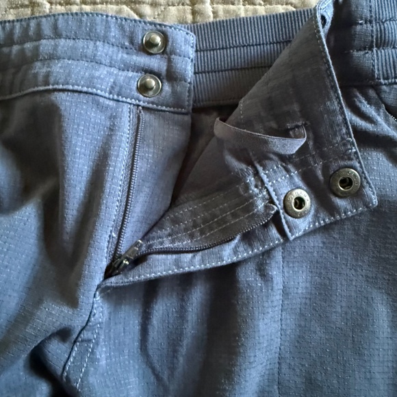 Kuhl Strattus Ripstop Stretch Shorts Size 8 Hiking Gorpcore - Picture 5 of 16